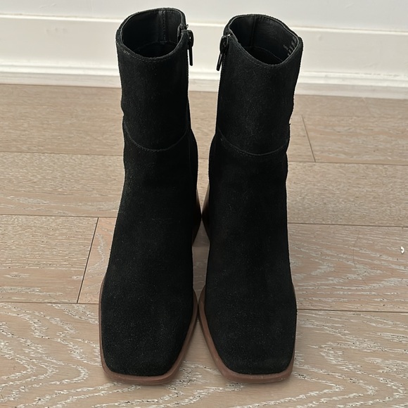 Suede square toe block heel boots - Picture 3 of 6